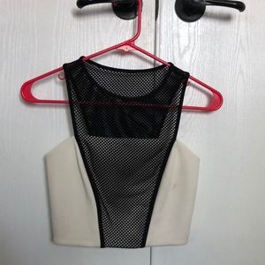 Crop top